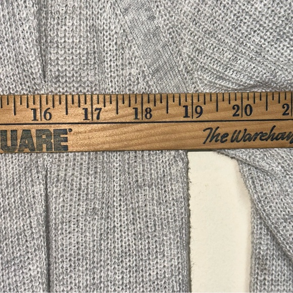 Athleta Women’s Med Linen Blend Light Heather Grey CYA Horizon Wrap Sweater Y2K - Picture 9 of 10